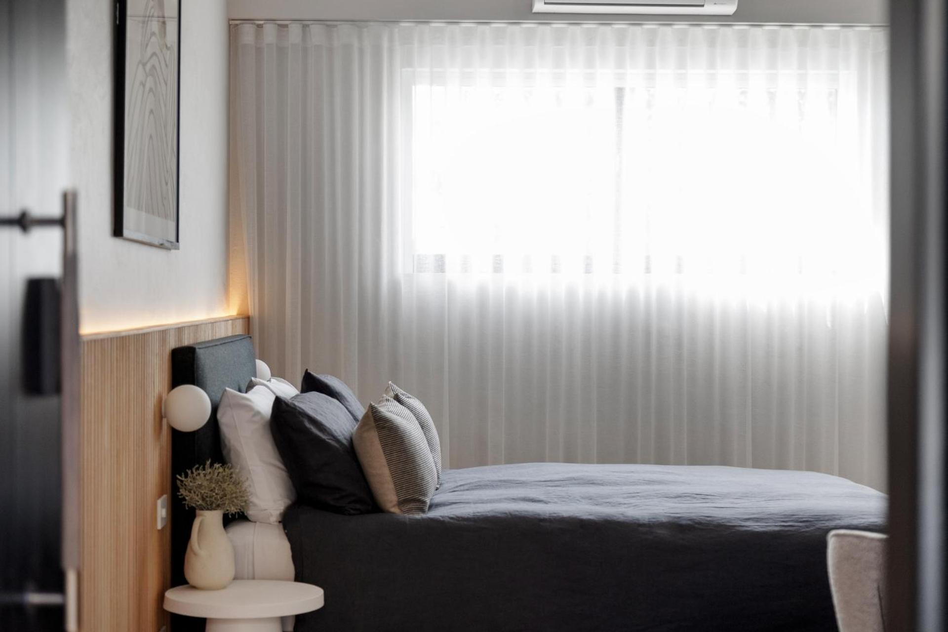 The Lodge - 4 Luxury Central Private Studio Rooms - Free Wifi Mount Gambier Rum bild